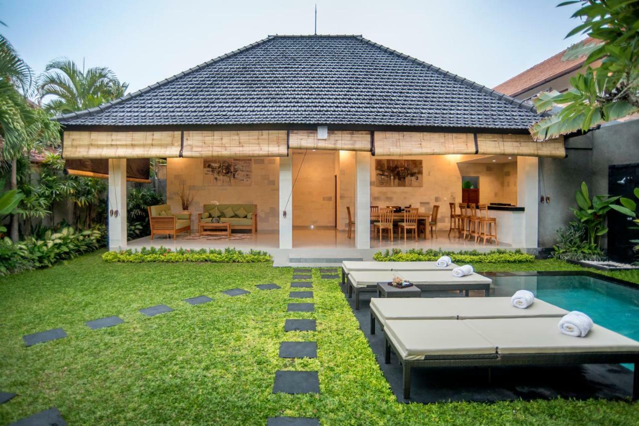 Sandi Agung Villa Bidadari スミニャック エクステリア 写真